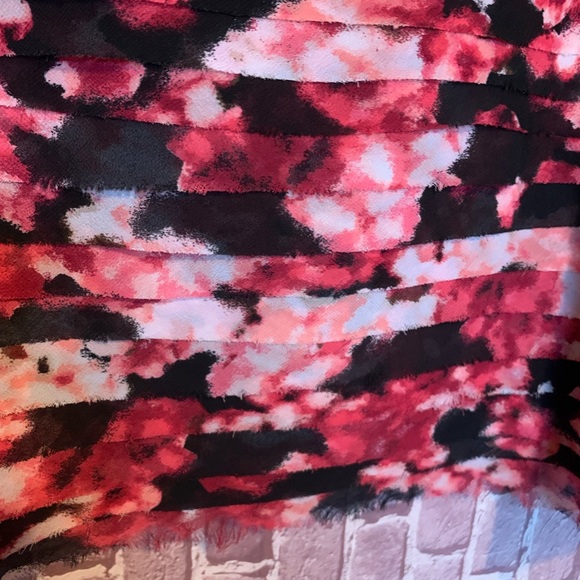 Pink Floral Layered Chiffon Pencil Skirt - Picture 6 of 9